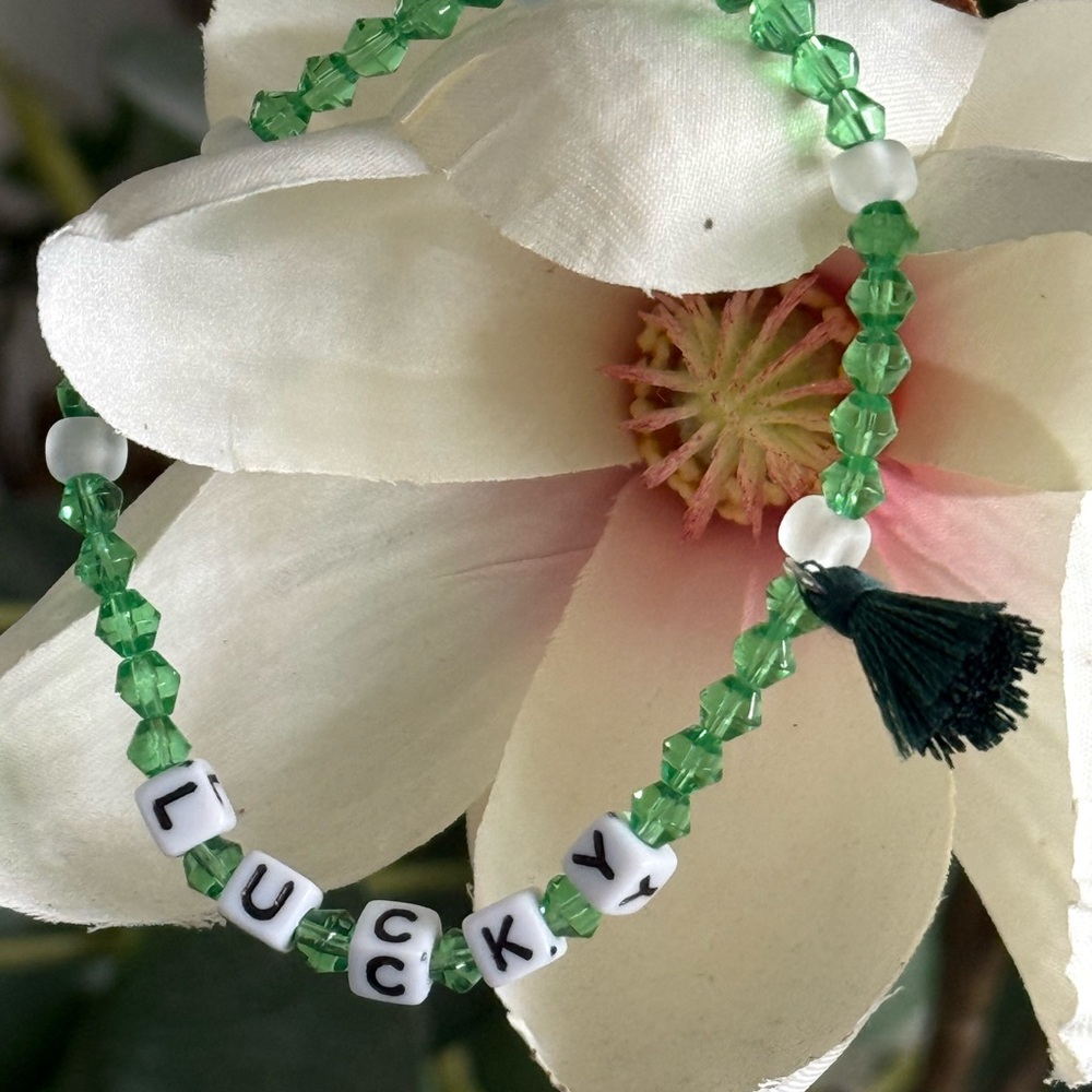 Emerald Green Swarovski Crystal Inspirational Words "Swifty"  Bracelet ‘LUCKY’